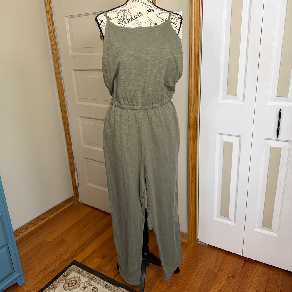 Old Navy Romper Sz LG Comfy Stretchy Spaghetti Strap Summer Leisure Relaxed Boho